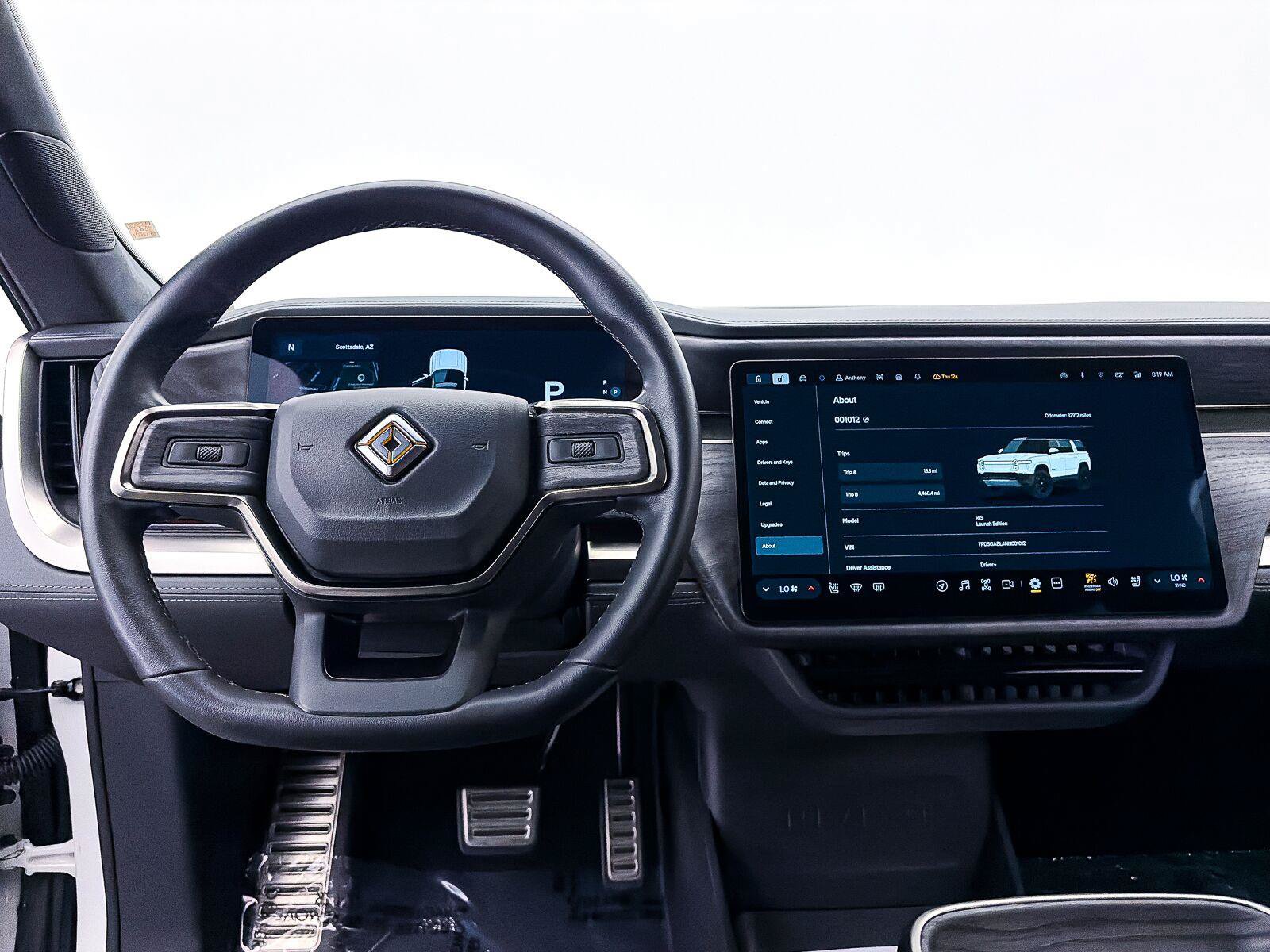 Used 2022 Rivian R1S Launch Edition Quad AWD/4WD image 7