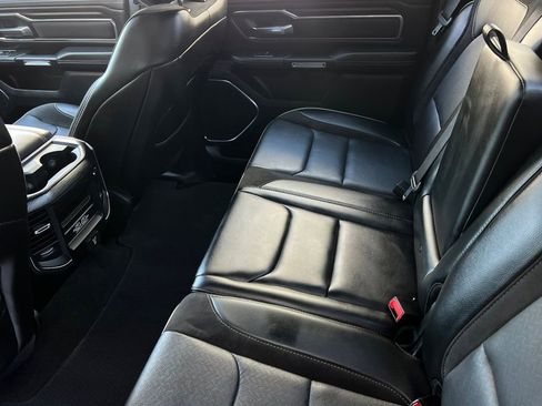 Used 2024 RAM 1500 Laramie image 12