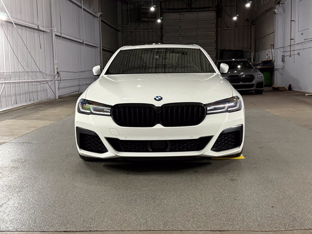Used 2023 BMW M550i xDrive w/ Executive Package AWD/4WD image 2