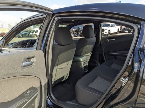 Used 2023 Dodge Charger SXT image 34
