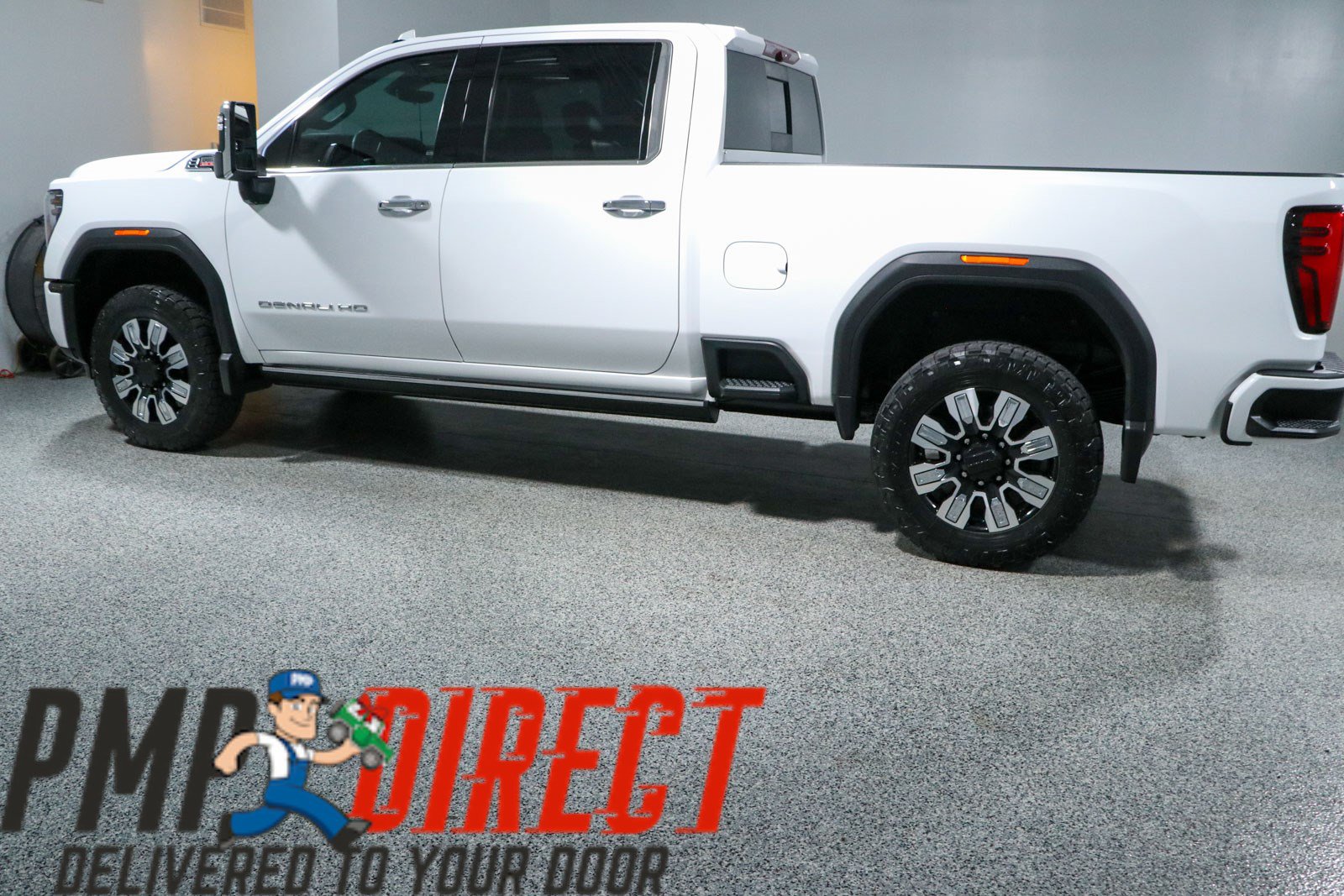 Used 2024 GMC Sierra 2500 Denali w/ Denali Reserve Package AWD/4WD image 10