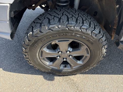 Used 1996 Jeep Grand Cherokee Laredo AWD/4WD image 9