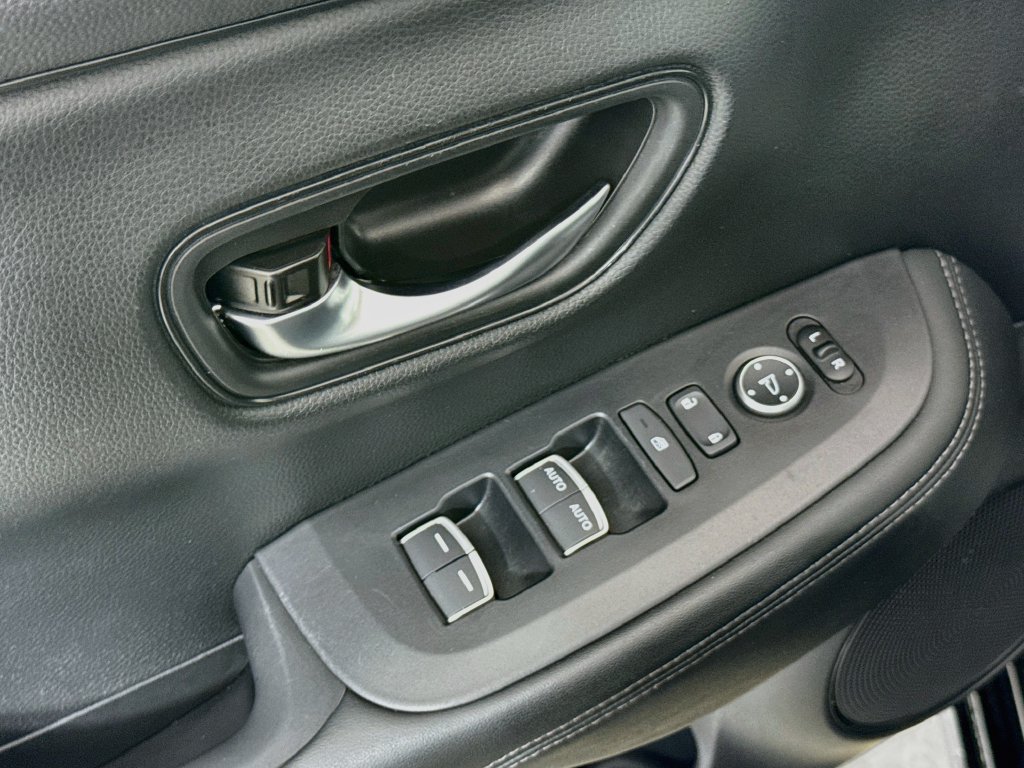 Used 2026 Honda HR-V EX-L image 20