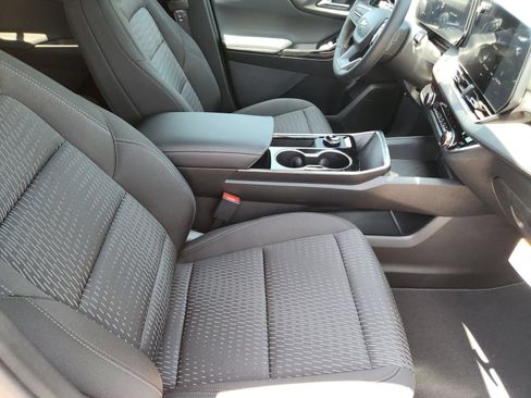 New 2027 Chevrolet Equinox LT FWD image 13