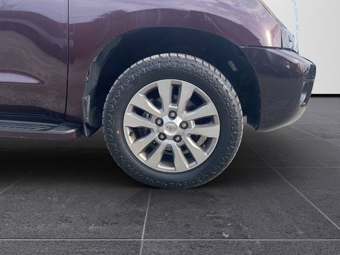 Used 2015 Toyota Sequoia Limited image 29