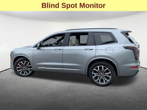 Used 2023 Cadillac XT6 Sport image 6