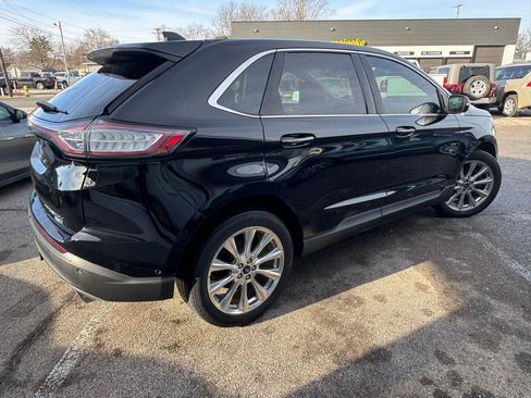 Used 2018 Ford Edge Titanium w/ Equipment Group 302A AWD/4WD image 4