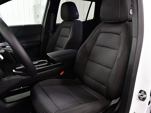New 2026 Chevrolet Equinox LT AWD/4WD image 25
