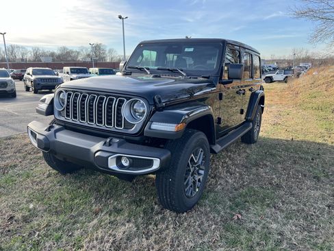New 2026 Jeep Wrangler Sahara AWD/4WD image 1