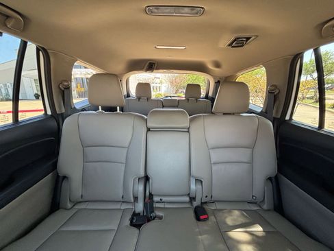 Used 2016 Honda Pilot Touring image 34