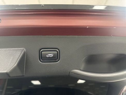 Used 2025 Kia Sportage SX Prestige AWD/4WD image 23