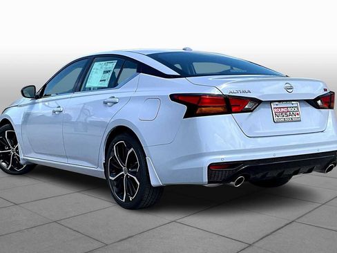 New 2025 Nissan Altima 2.5 SR image 7