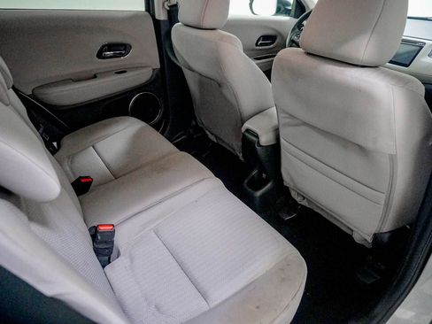 Used 2017 Honda HR-V EX image 34