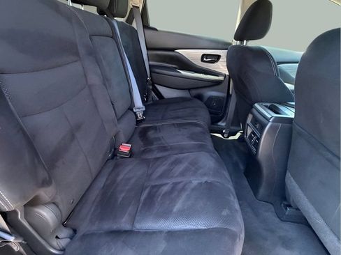 Used 2018 Nissan Murano SV AWD/4WD image 17