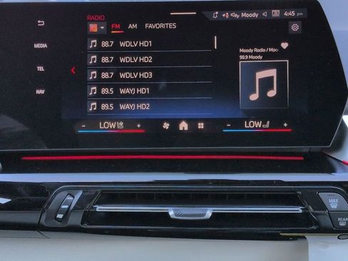New 2026 BMW X1 xDrive28i w/ Technology Package AWD/4WD image 18