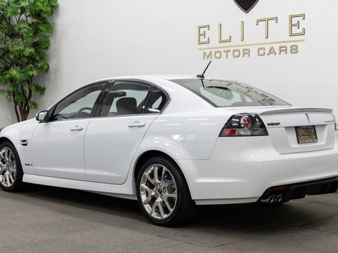 Used 2009 Pontiac G8 GXP RWD image 3