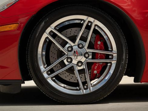 Used 2009 Chevrolet Corvette Z06 w/ Preferred Equipment Group RWD image 15