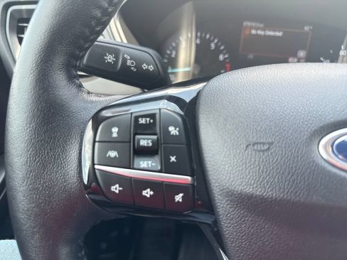Used 2021 Ford Escape SEL AWD/4WD image 25