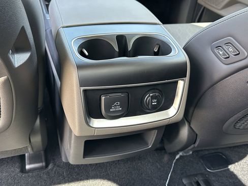 New 2026 Kia Carnival SX FWD image 12