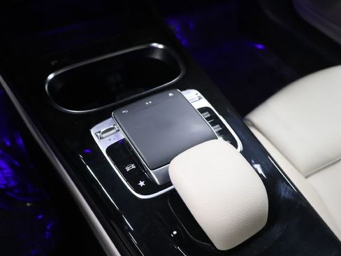 Used 2019 Mercedes-Benz A 220 w/ Premium Package image 32