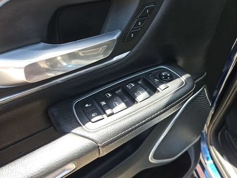 Used 2020 RAM 1500 Laramie AWD/4WD image 21