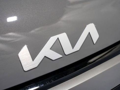 New 2026 Kia Sportage EX image 3