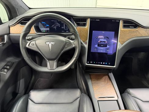 Used 2020 Tesla Model X Long Range AWD/4WD image 24