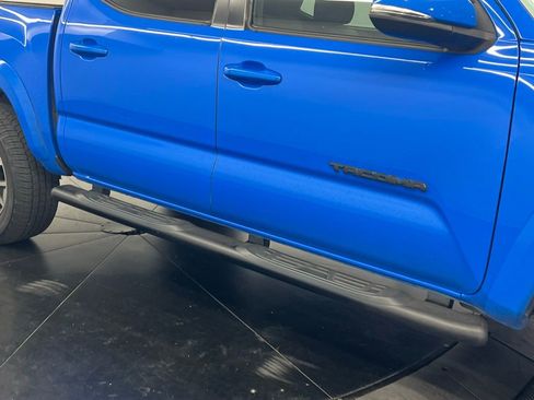 Certified 2020 Toyota Tacoma TRD Sport w/ Technology Package image 7