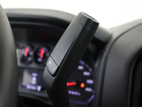 Used 2023 Chevrolet Silverado 1500 Custom AWD/4WD image 32