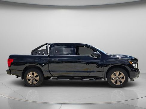 Used 2024 Nissan Titan SV w/ SV Bronze Edition Package AWD/4WD image 5
