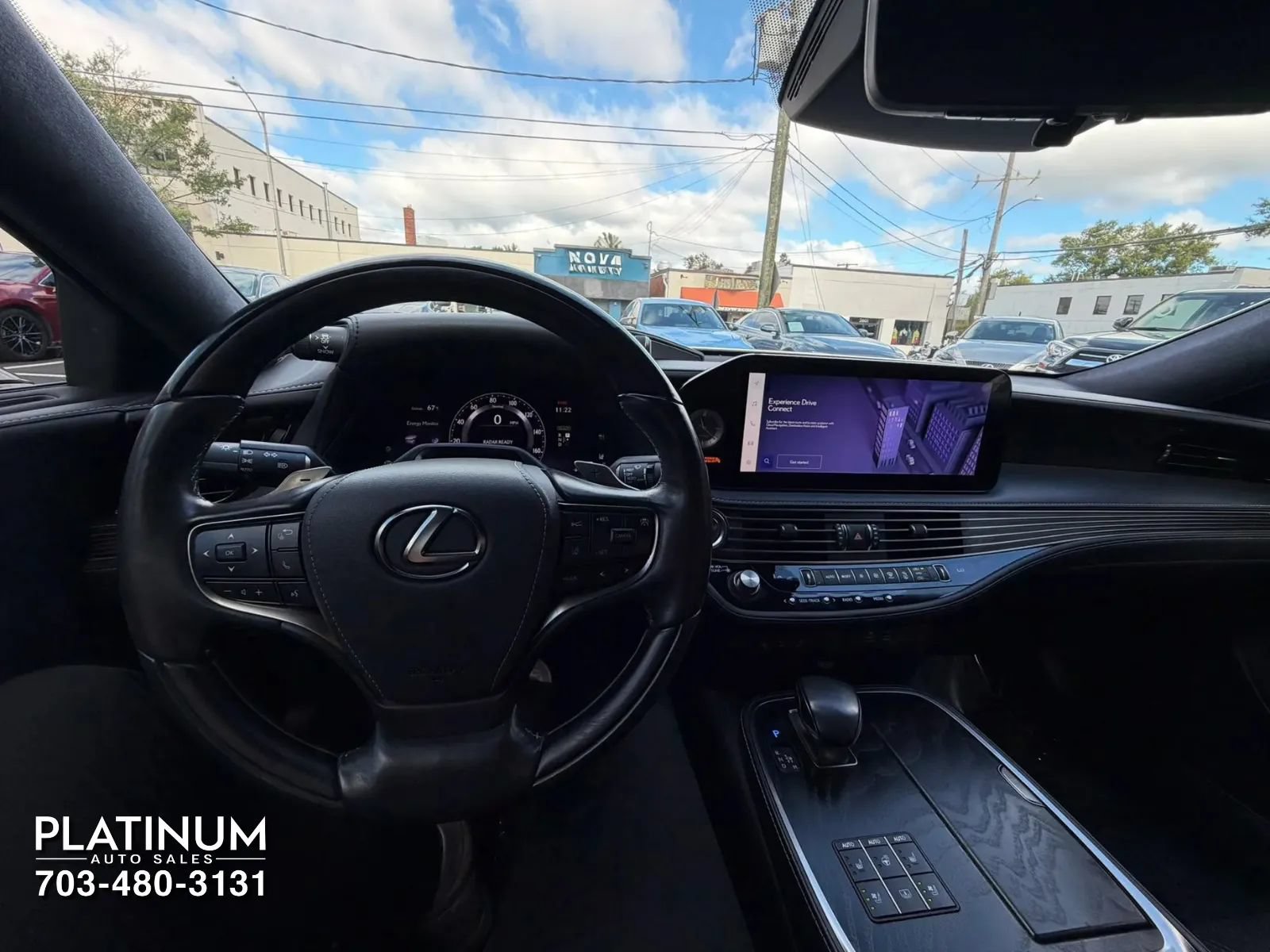 Used 2023 Lexus LS 500h AWD w/ Luxury Package image 15