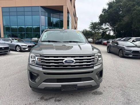 Used 2019 Ford Expedition XLT w/ Equipment Group 202A RWD image 11