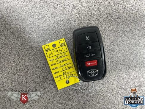 Used 2025 Toyota Camry SE w/ Convenience Package FWD image 27