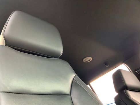 Used 2021 Chevrolet Tahoe LT w/ Luxury Package AWD/4WD image 14