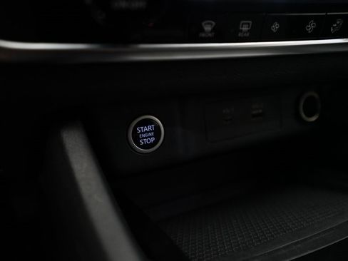 Certified 2023 Nissan Rogue SV image 30