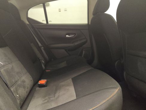 Used 2022 Nissan Sentra SR w/ Electronics Package FWD image 19
