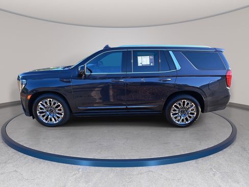 Used 2023 GMC Yukon Denali Ultimate AWD/4WD image 8
