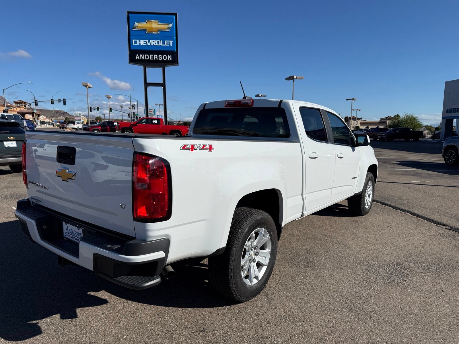 Used 2020 Chevrolet Colorado LT AWD/4WD image 5
