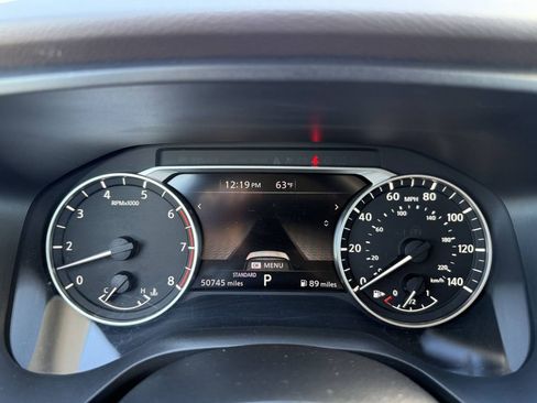 Used 2021 Nissan Rogue SL image 11