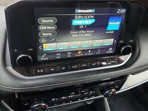 Certified 2023 Nissan Rogue SL w/ SL Premium Package image 18