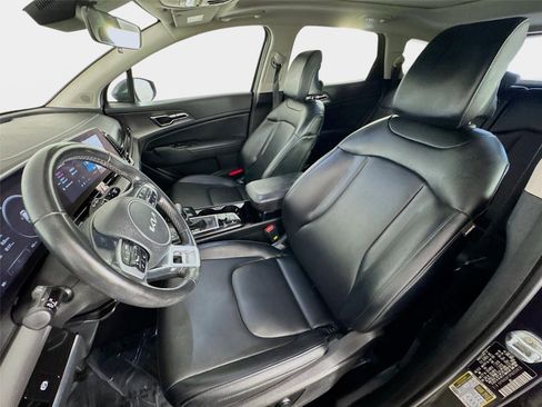 Certified 2023 Kia Sportage SX image 11
