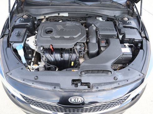 Used 2016 Kia Optima LX w/ LX Convenience Package image 12