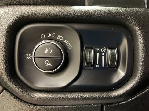 Used 2023 RAM 1500 Laramie AWD/4WD image 24