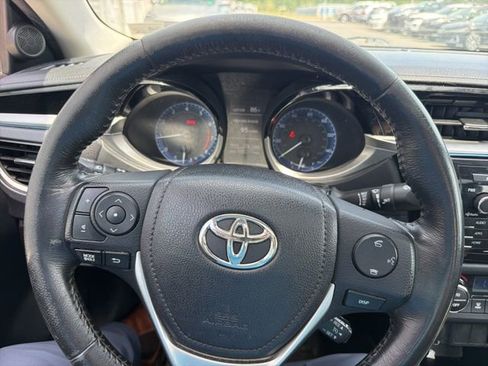 Used 2016 Toyota Corolla S FWD image 16