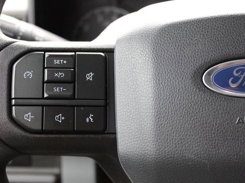 Used 2023 Ford F250 XL w/ STX Appearance Package AWD/4WD image 19
