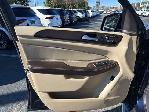 Used 2018 Mercedes-Benz GLE 350 image 19