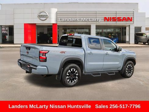 Used 2023 Nissan Frontier PRO-4X w/ Pro Convenience Package AWD/4WD image 3