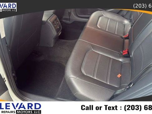 Used 2020 Volkswagen Passat 2.0T R-Line FWD image 31