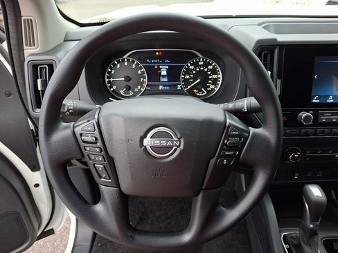 New 2026 Nissan Frontier S image 9