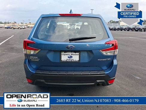 Used 2023 Subaru Forester AWD/4WD image 4